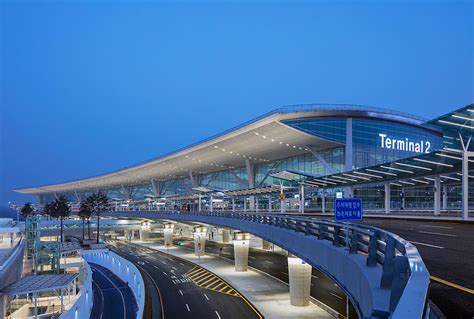 인천공항 제1터미널 식당: 공항에서의 미식 여행, 그 이상의 가치